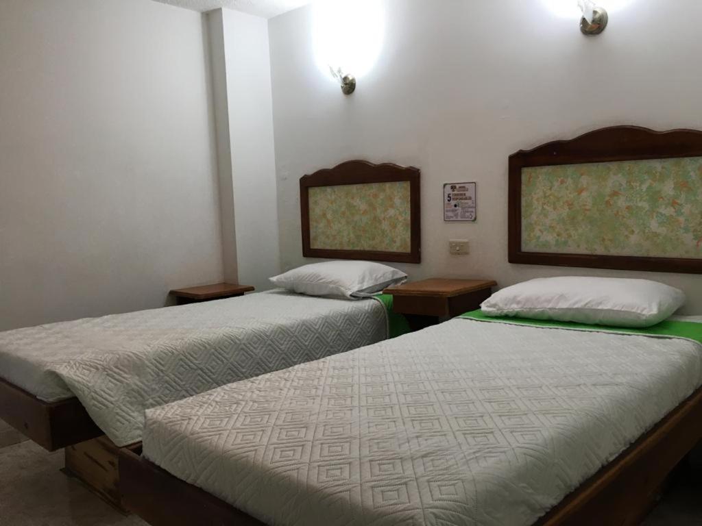 Hotel Armont Каларка Экстерьер фото
