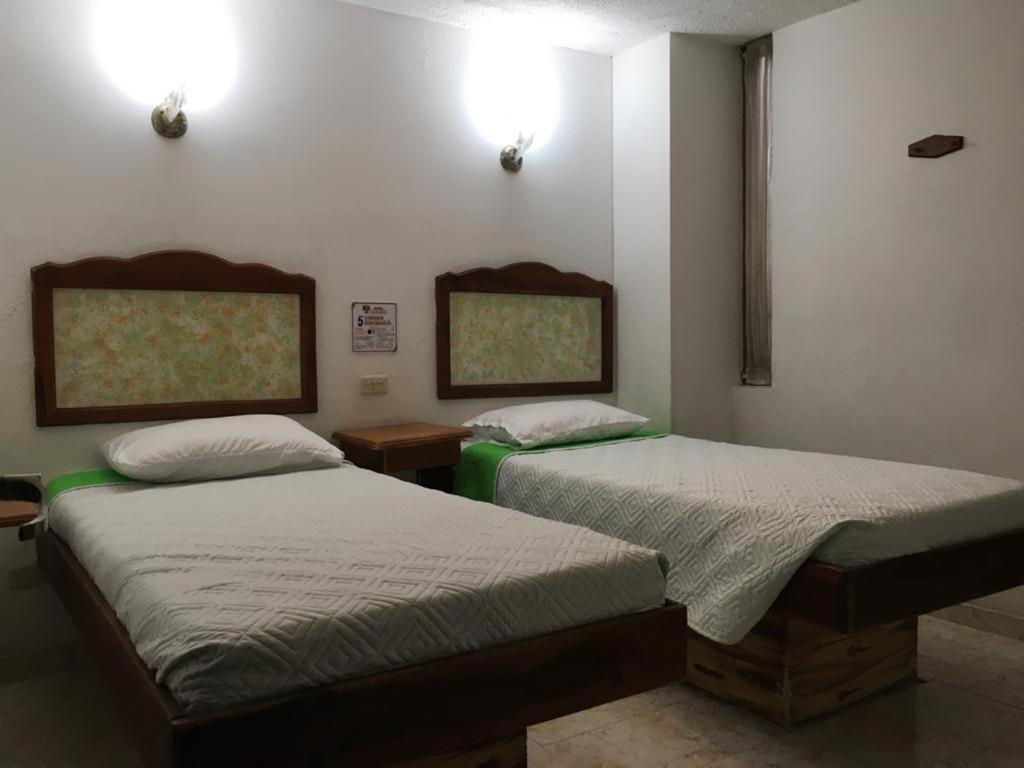 Hotel Armont Каларка Экстерьер фото